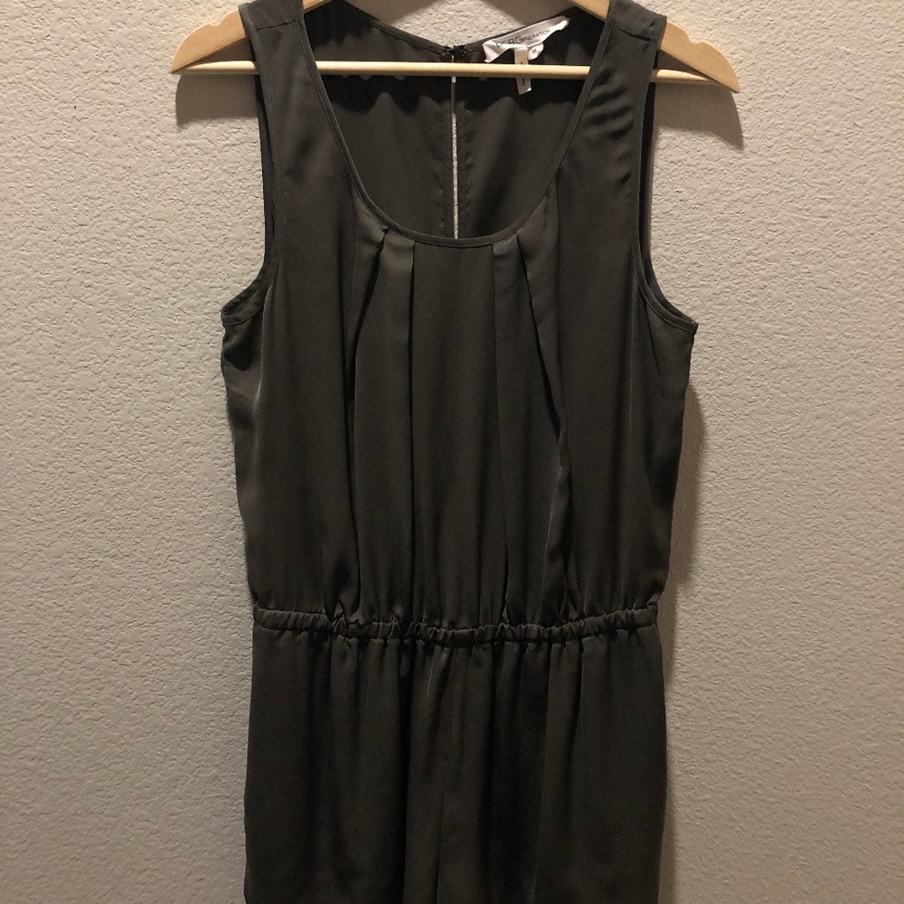 BCBGeneration Romper Size M - Picture 5 of 5